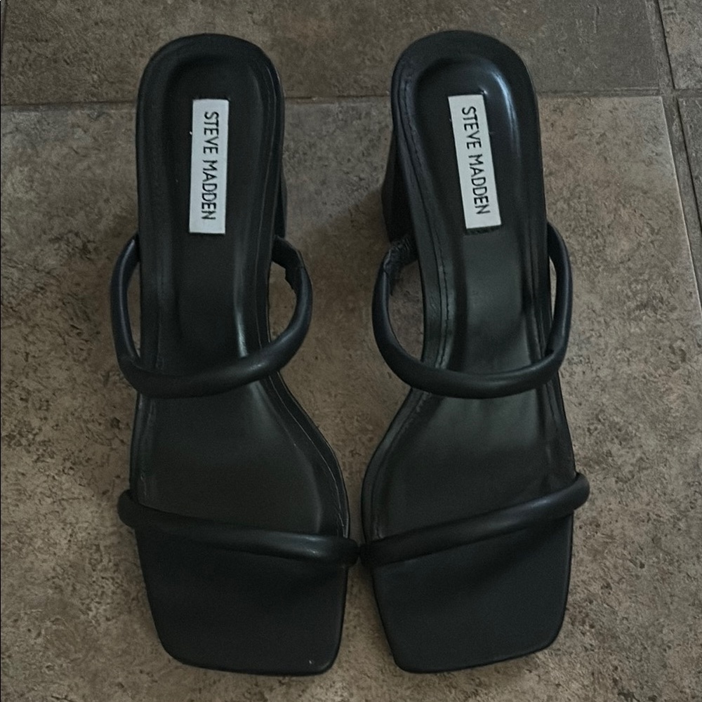 Steve Madden Black Heeled Sandals Minimalist Design